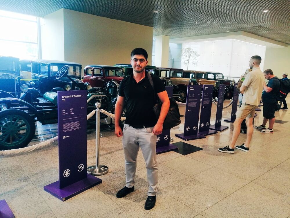  ,   Elik, 28 ,   ,   