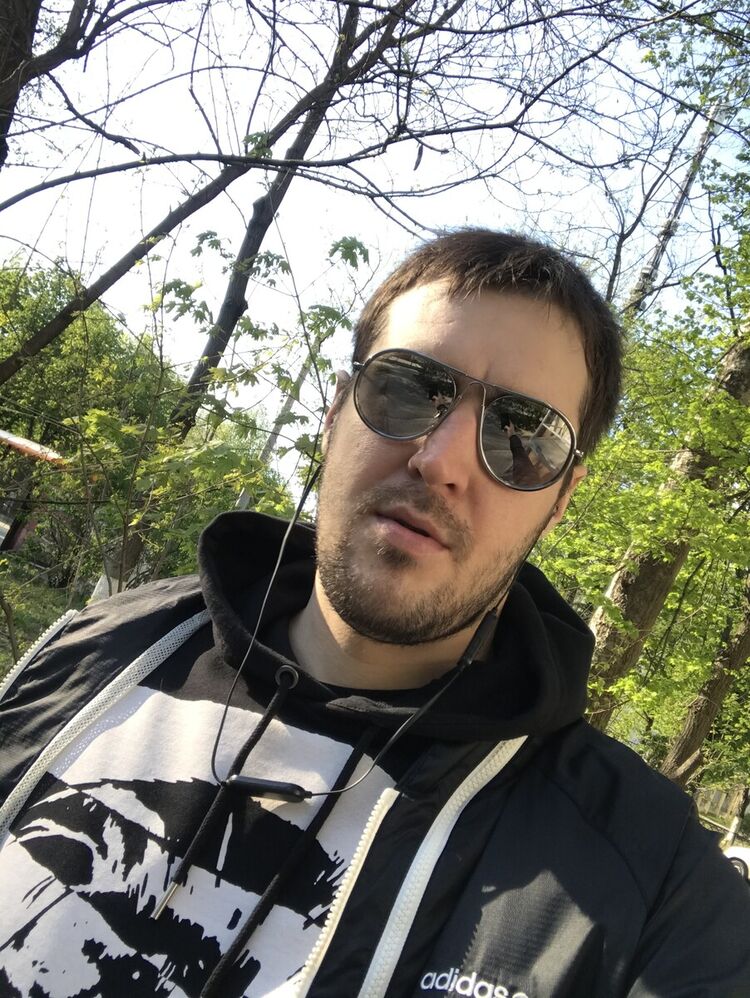  --,   Denis, 37 ,  