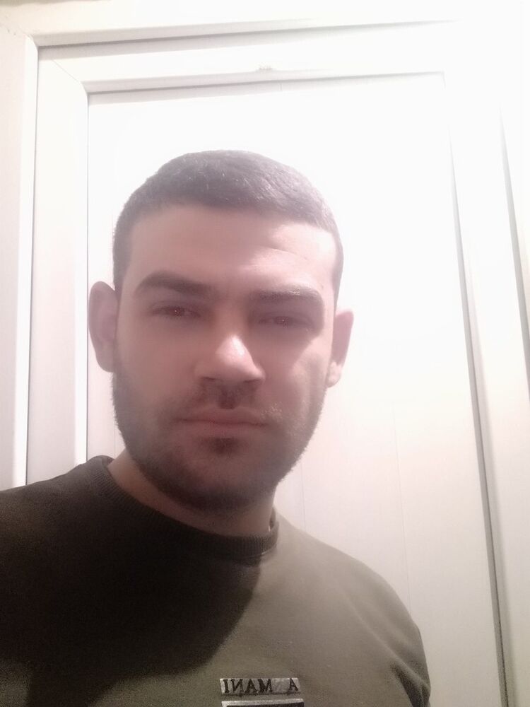 ,   Karen, 32 ,   ,   , c 