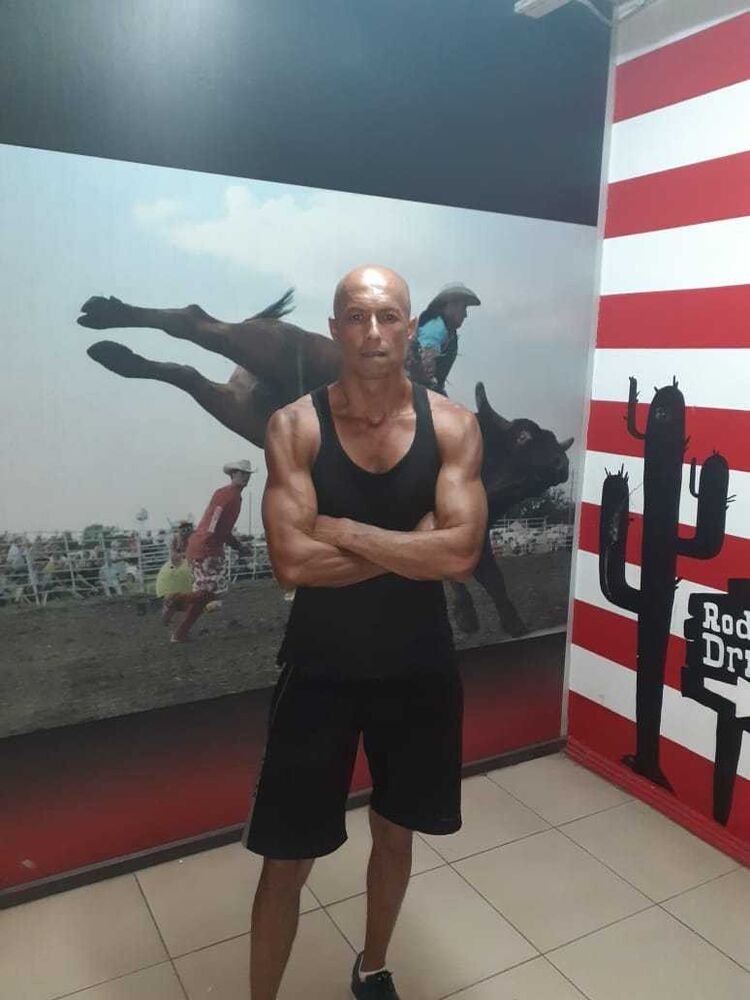  --,   , 48 ,     , c 