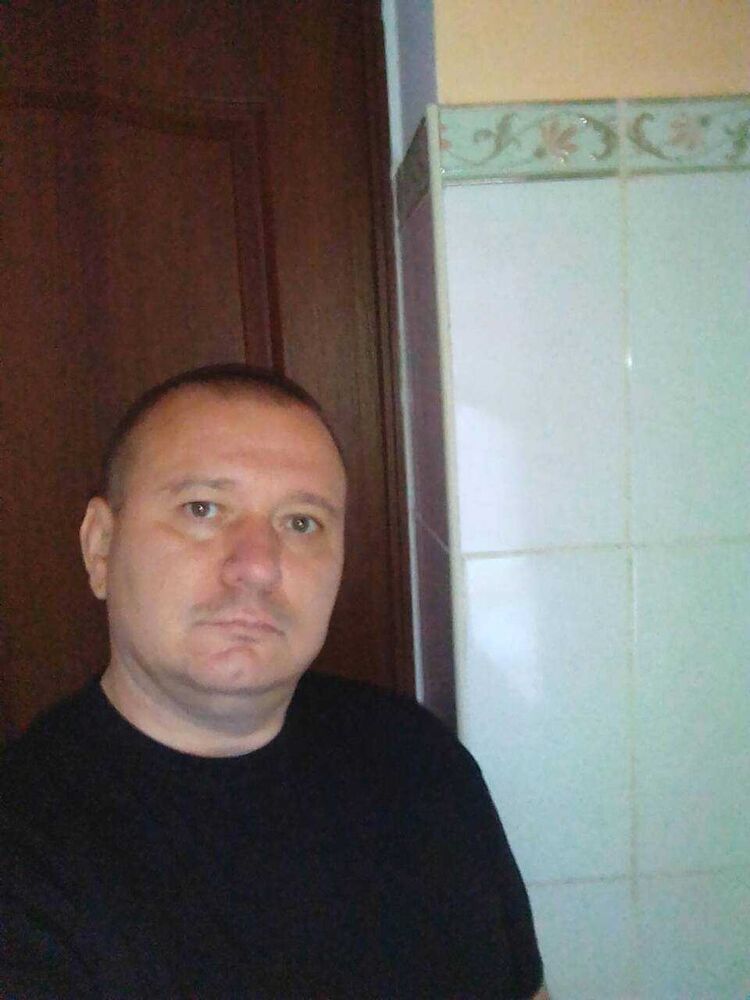  15884069  , 51 ,    