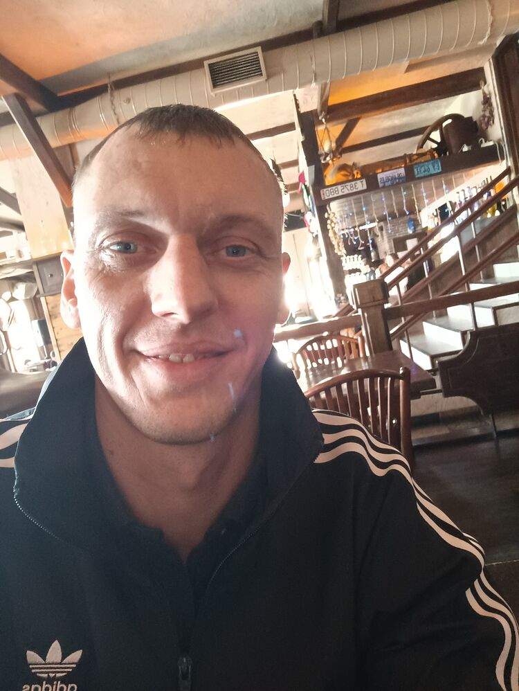  -,   Sergei, 41 ,   