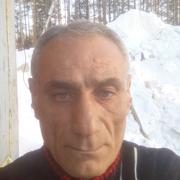  24606819  Qajik, 60 ,    