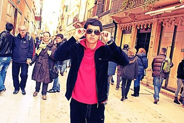 ���������� �������, ���� ������� Fozil, 34 ����, ������������ ��� ������, ����� � ���������, c�������� ���������