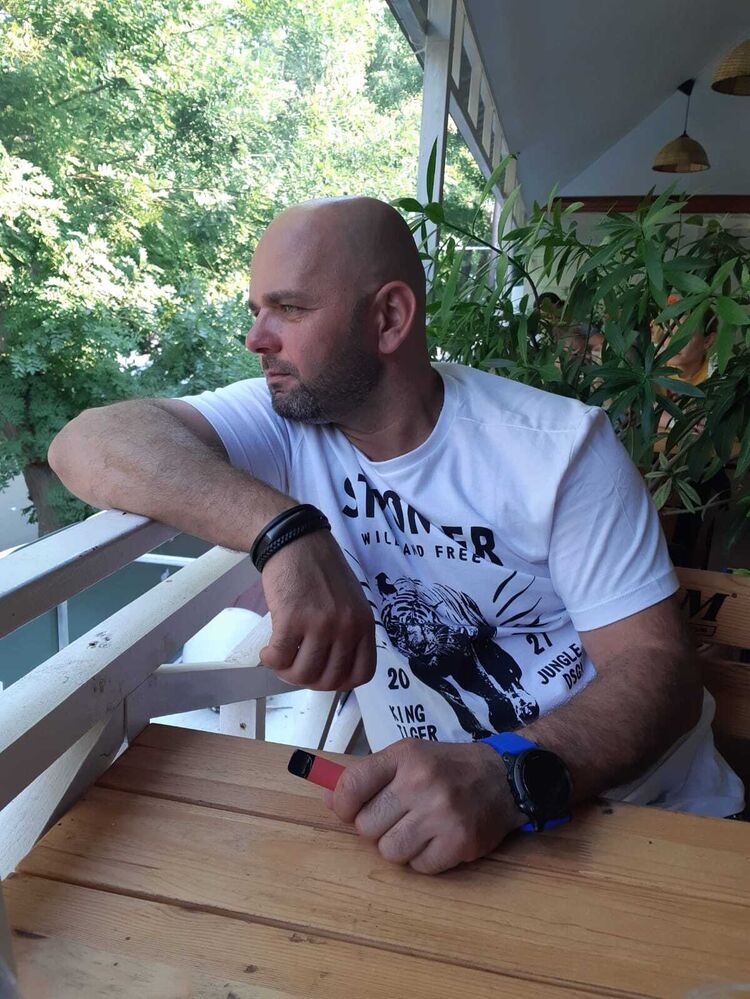  37751139  Sergey, 47 ,    