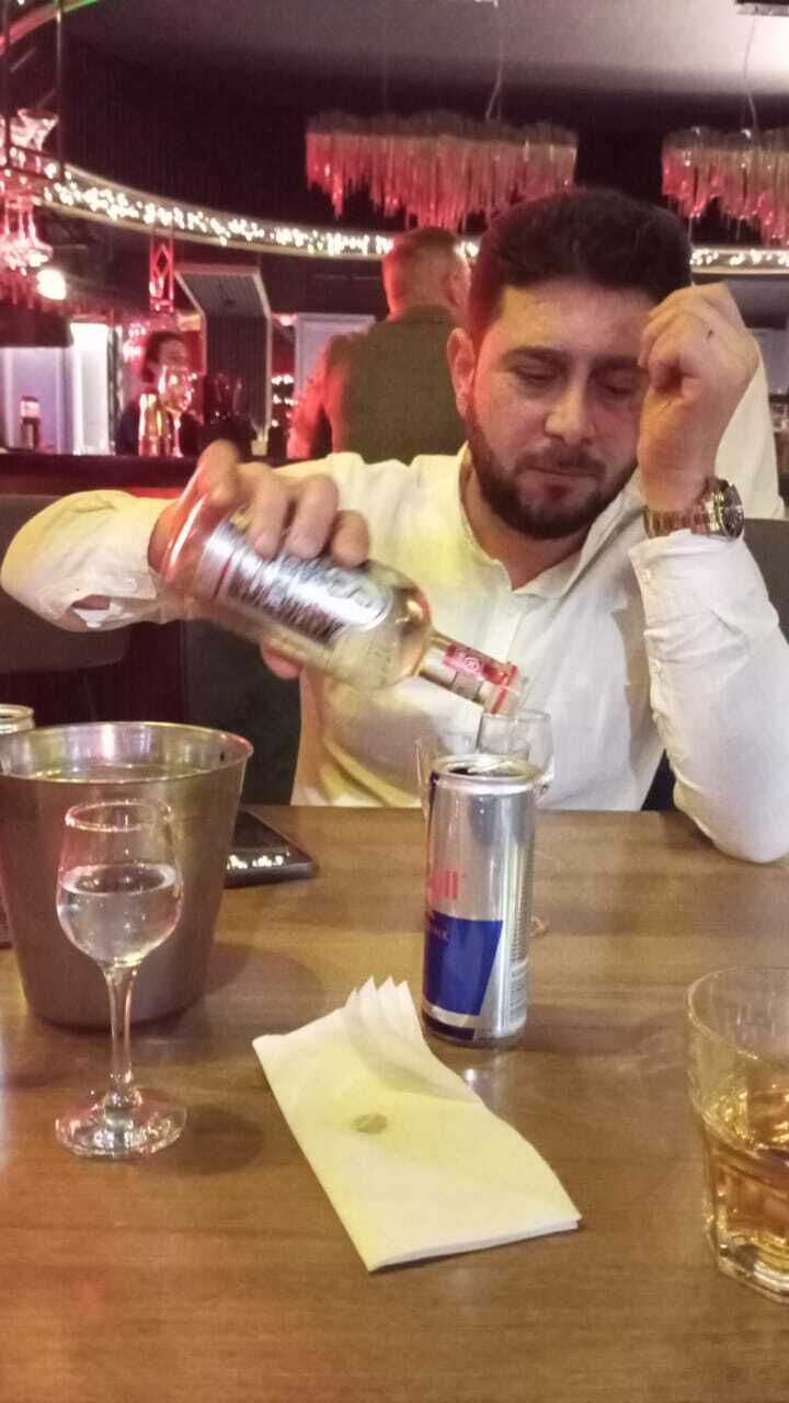  49738939  , 37 ,    