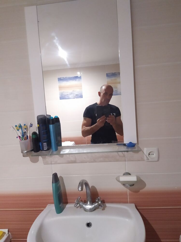  24382699  , 47 ,    