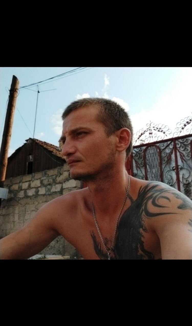 ,   Santa, 37 ,   ,   