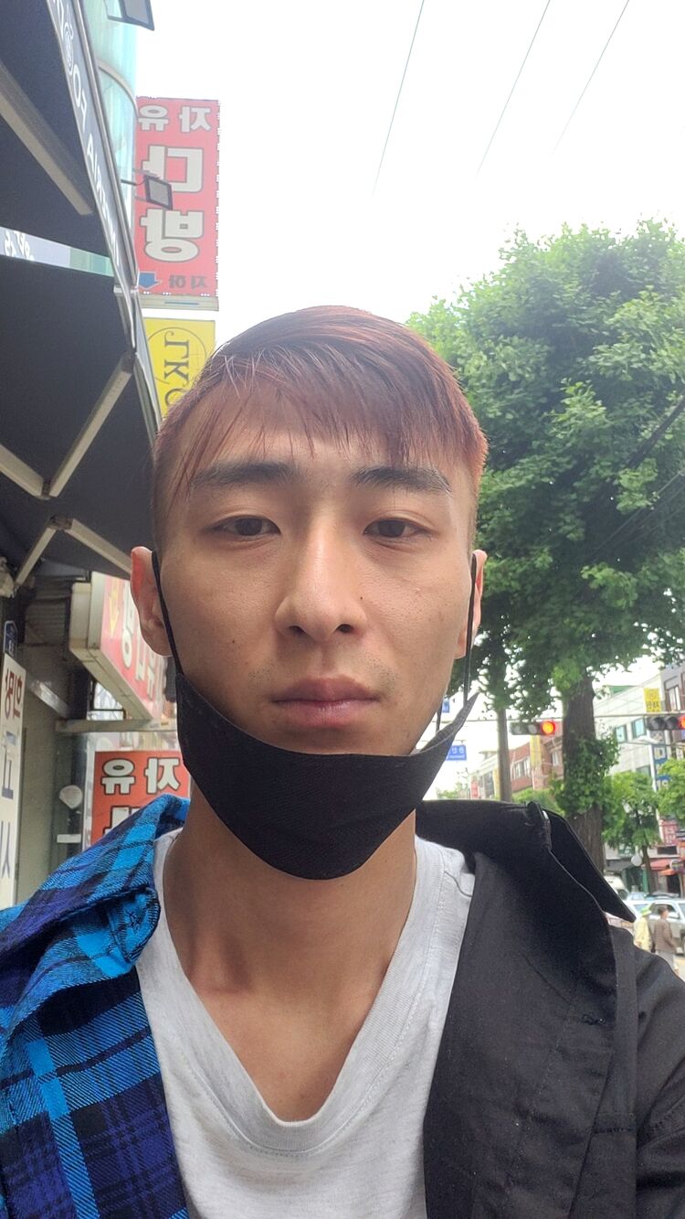  23029279  Edward, 34 ,    Ansan