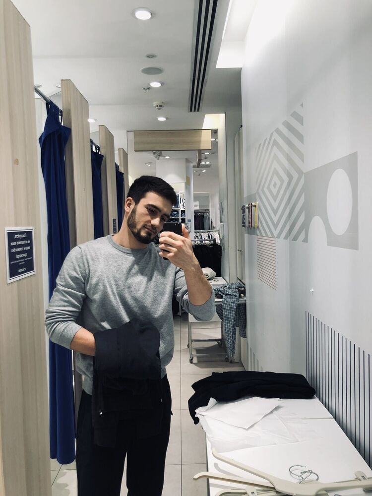  ,   Ehson, 24 ,  