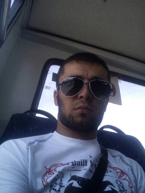  7789209  A, 33 ,    
