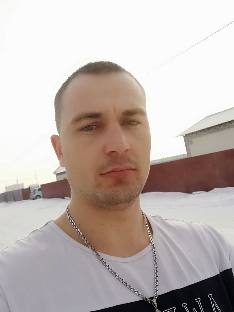  19010679  , 34 ,    