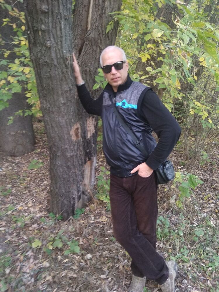  13884229  Sergei, 42 ,    