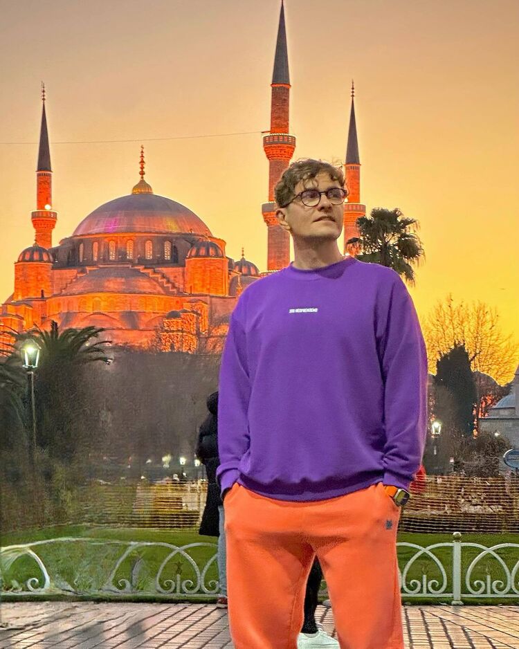 ���� 43700679 ������� ������, 33 ����, ���� ���������� � ��������