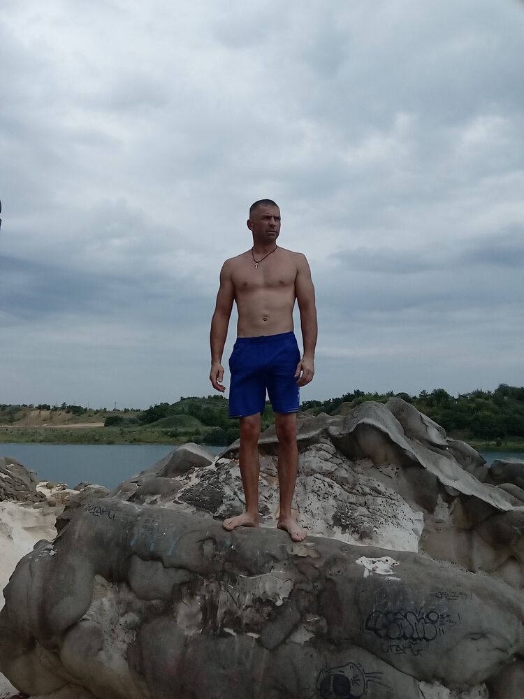  49813709  , 40 ,    