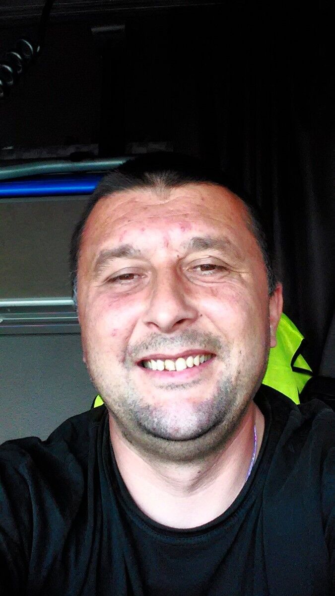  14623849  Valik, 43 ,    