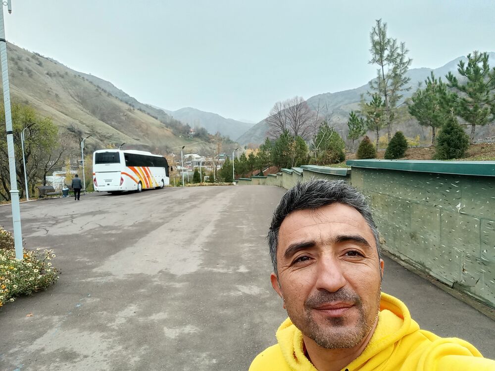  42208519  Azizbek, 38 ,    