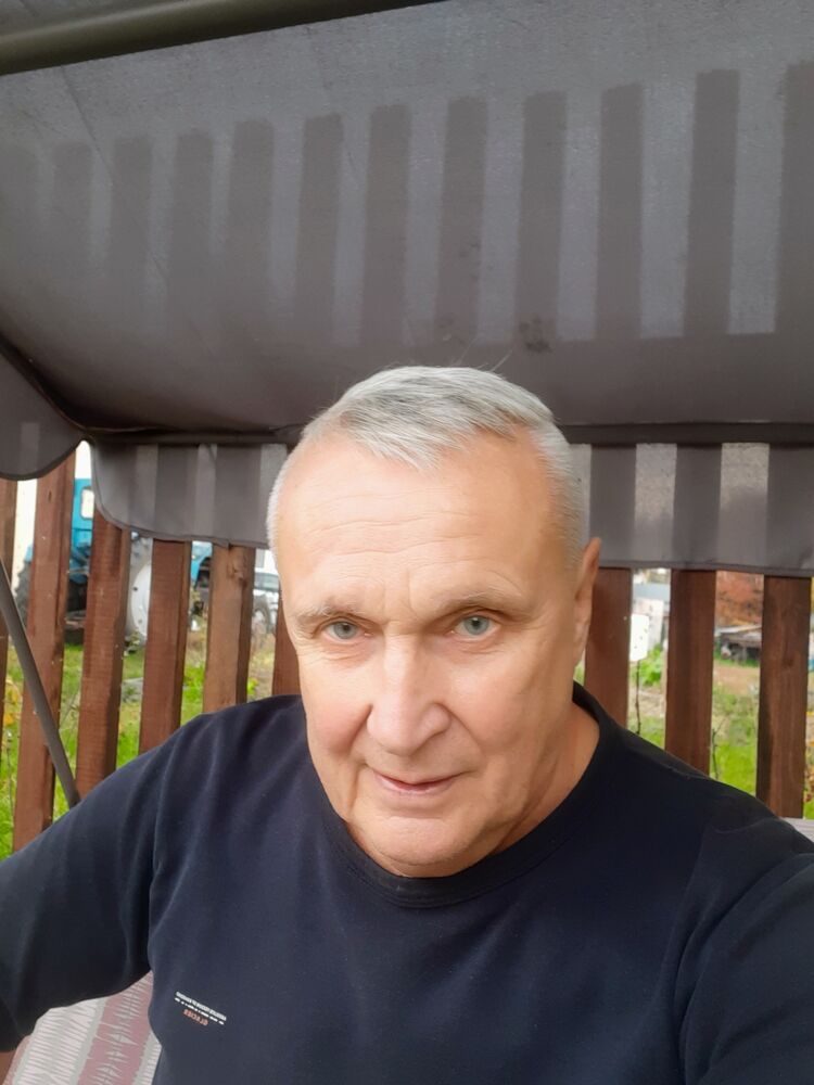  44383699  , 69 ,    