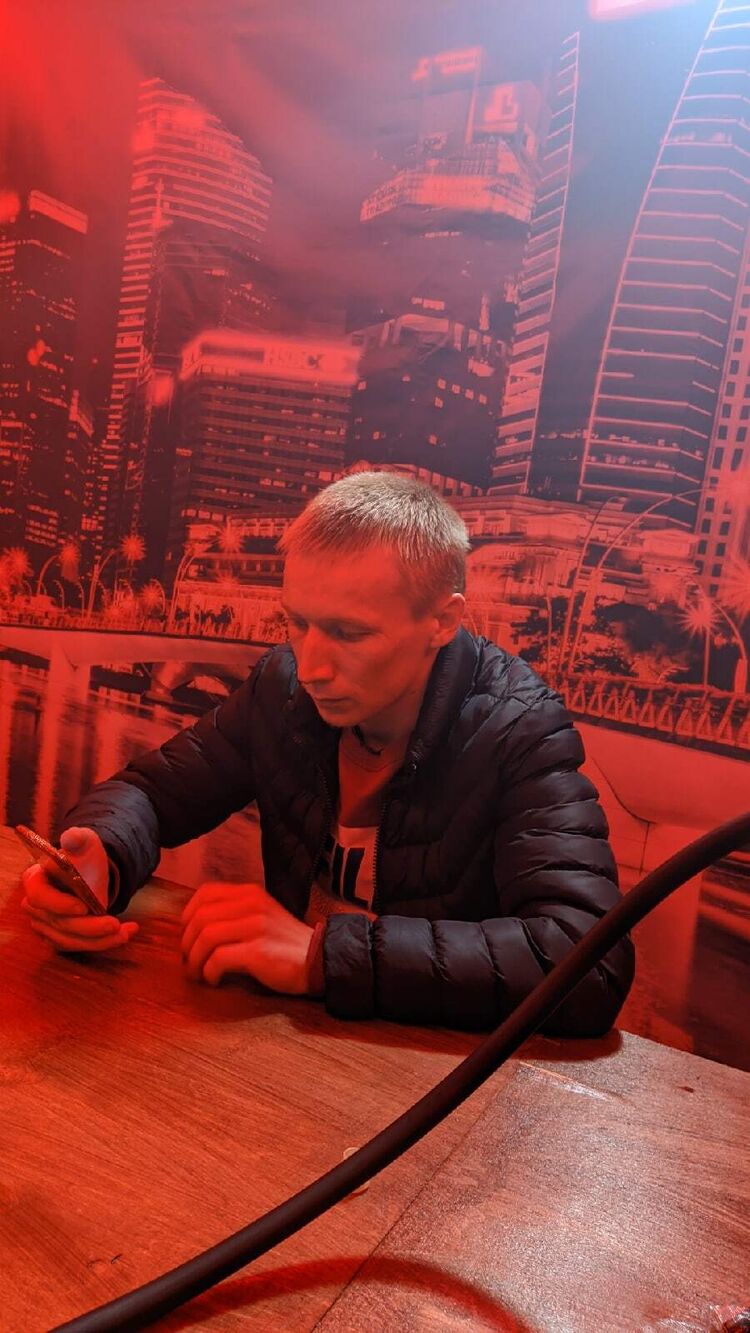  26210129  Nikolay, 27 ,    