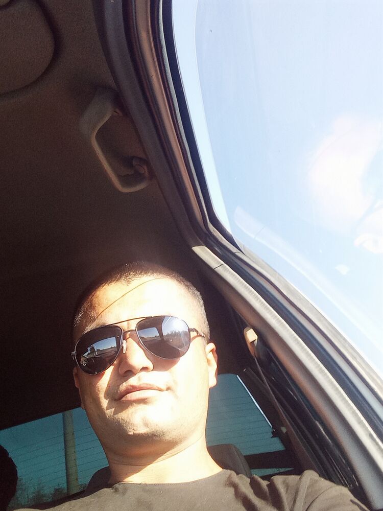  38233569  , 35 ,    
