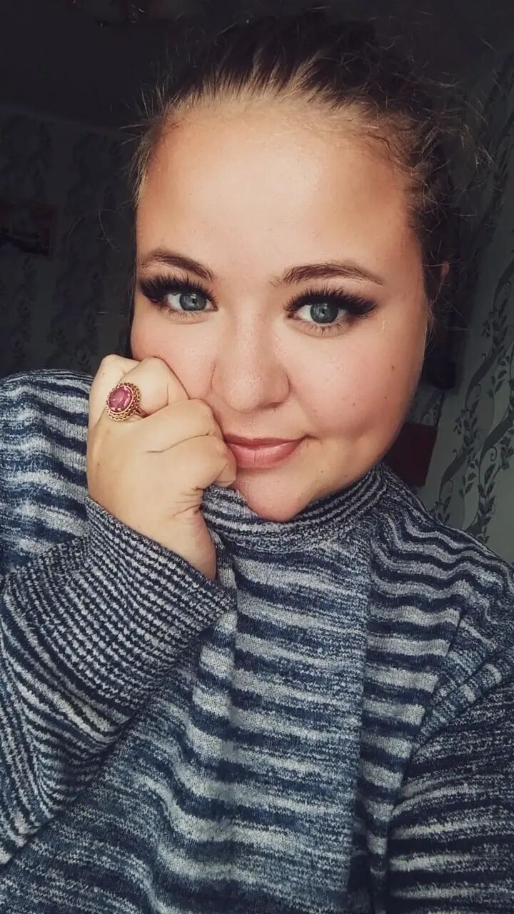  45718239  , 28 ,    