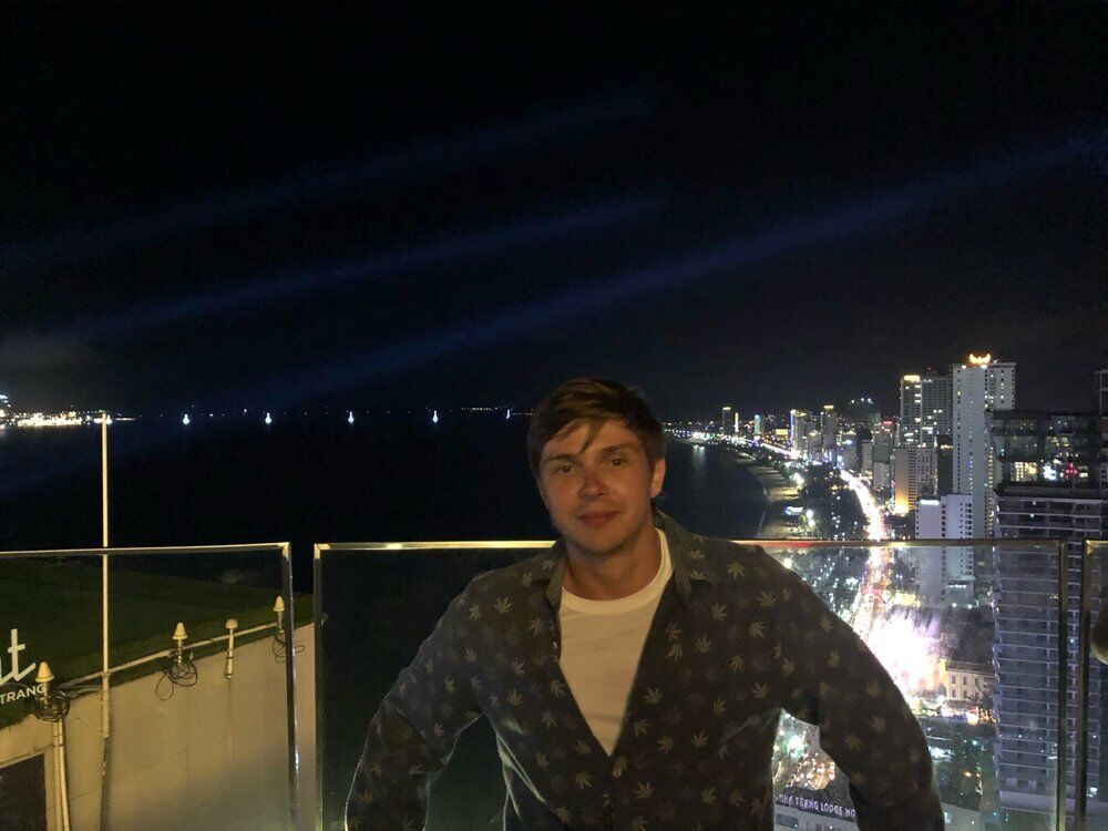  ,   Alex, 41 ,   ,   