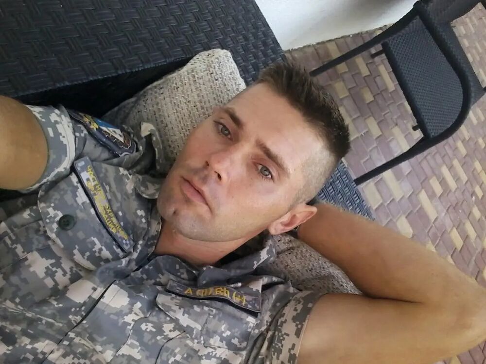  53301439  , 33 ,    