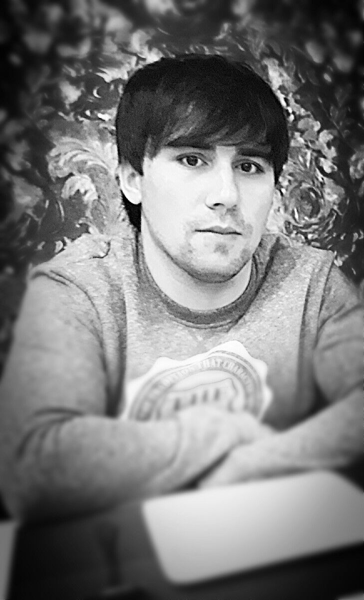  18851329  X X x, 35 ,    