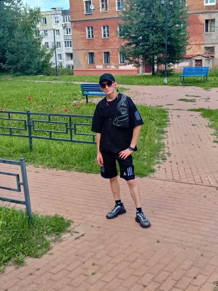  44685159  , 20 ,    