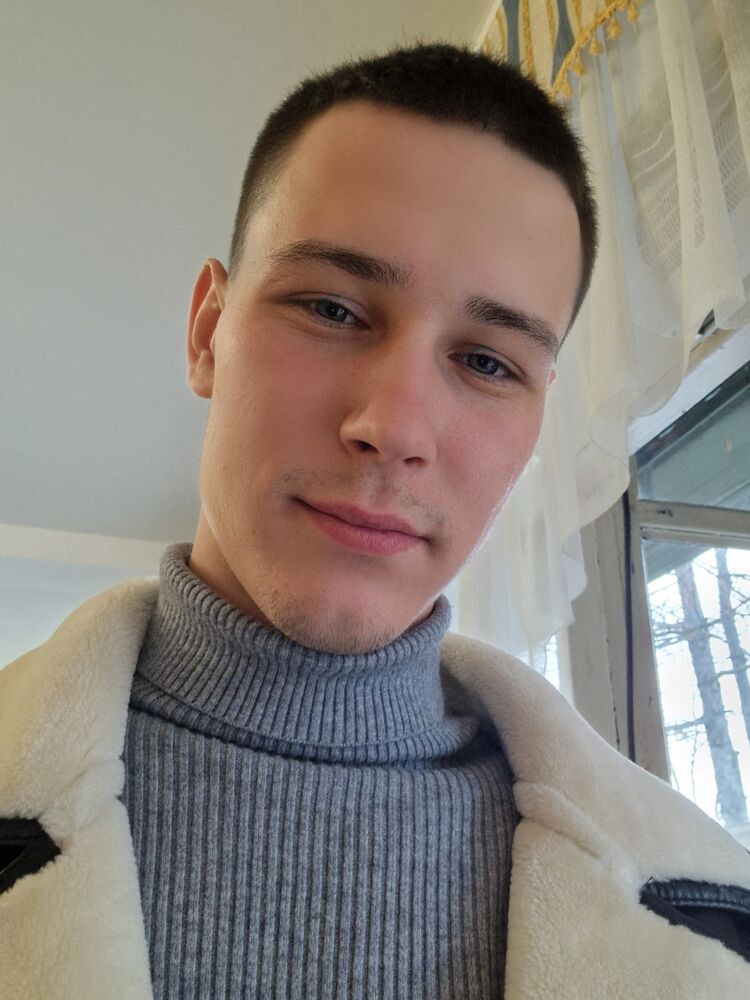  31057309  Evgeny, 22 ,    