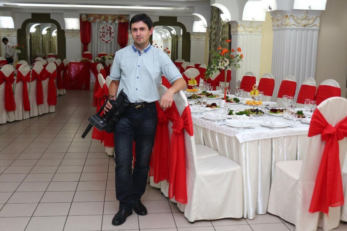  ,   Dorin, 44 ,   ,   , c 