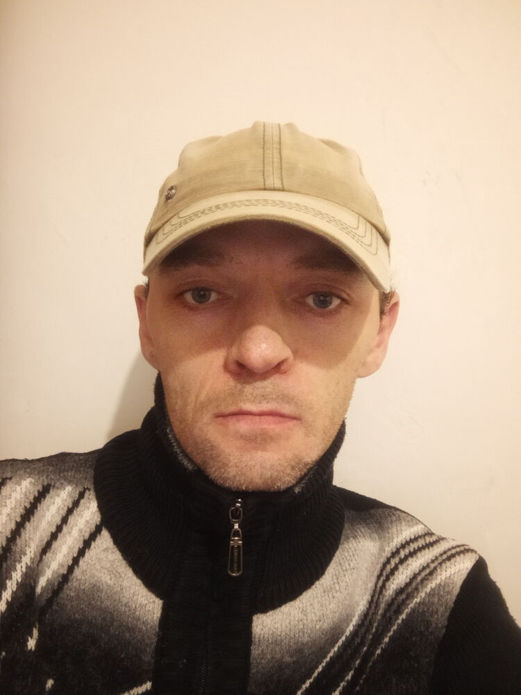  30868119  Stanislas, 36 ,    
