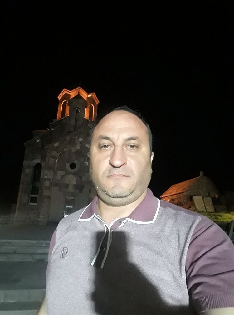 ���� 55296929 ������� Hrach, 41 ���, ���� ���������� � �������