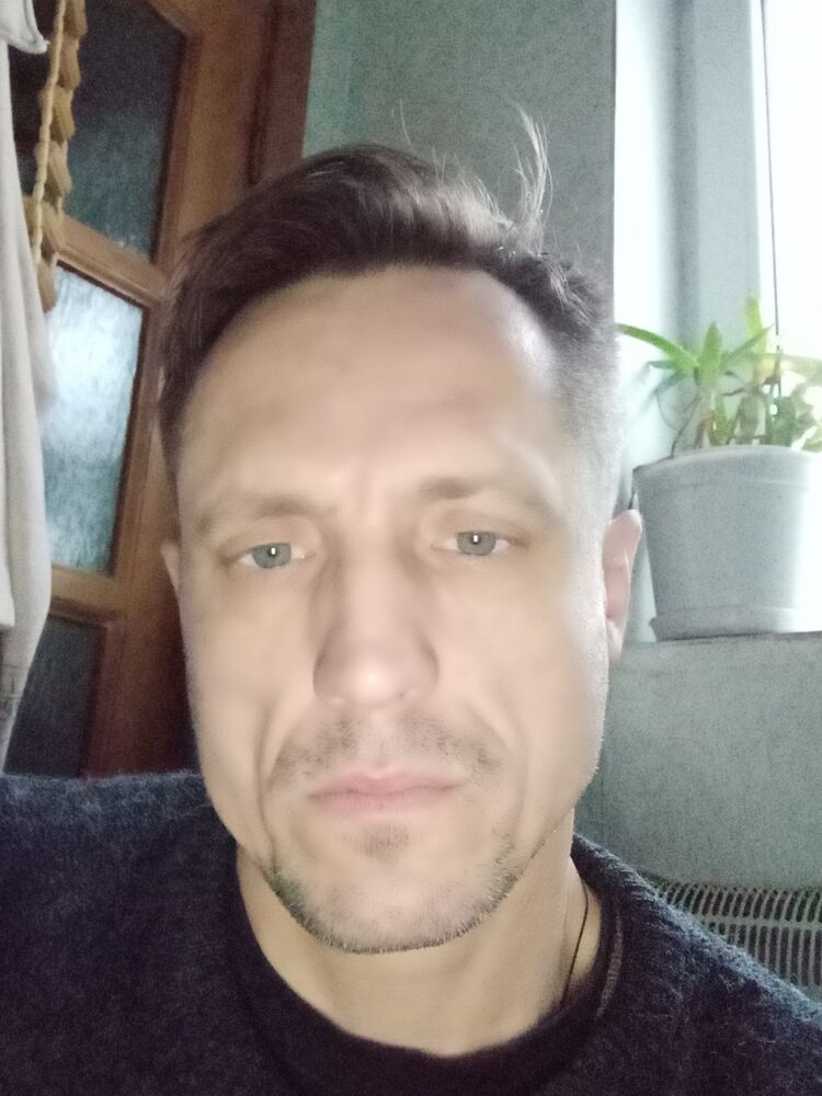  18567539  , 52 ,    