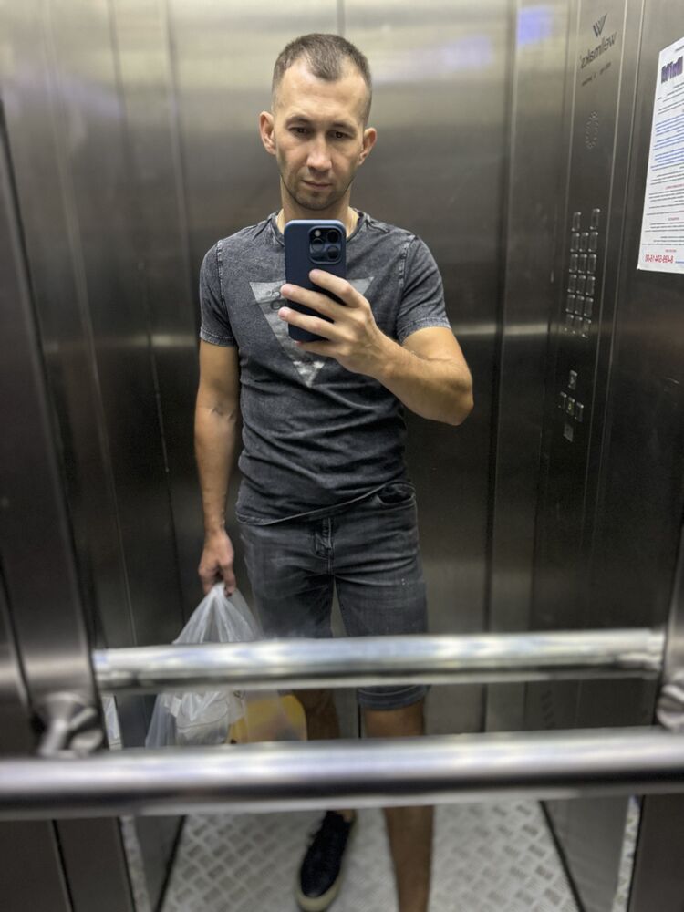  45333859  , 39 ,    