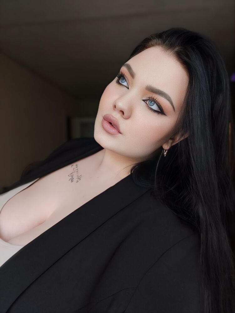  45807279  PUHLYASHA, 24 ,    
