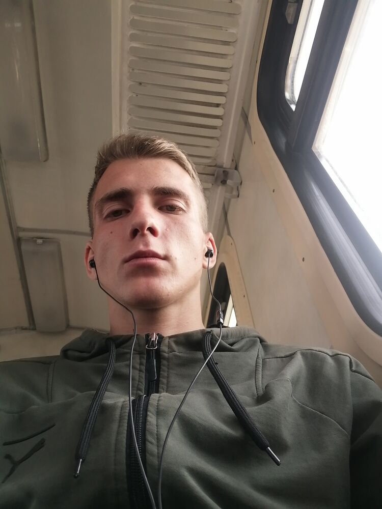  22607699  , 24 ,    