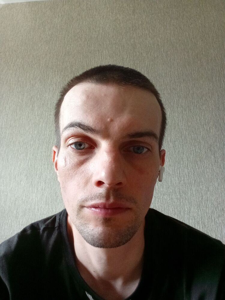  ,   Alex, 37 ,   ,   