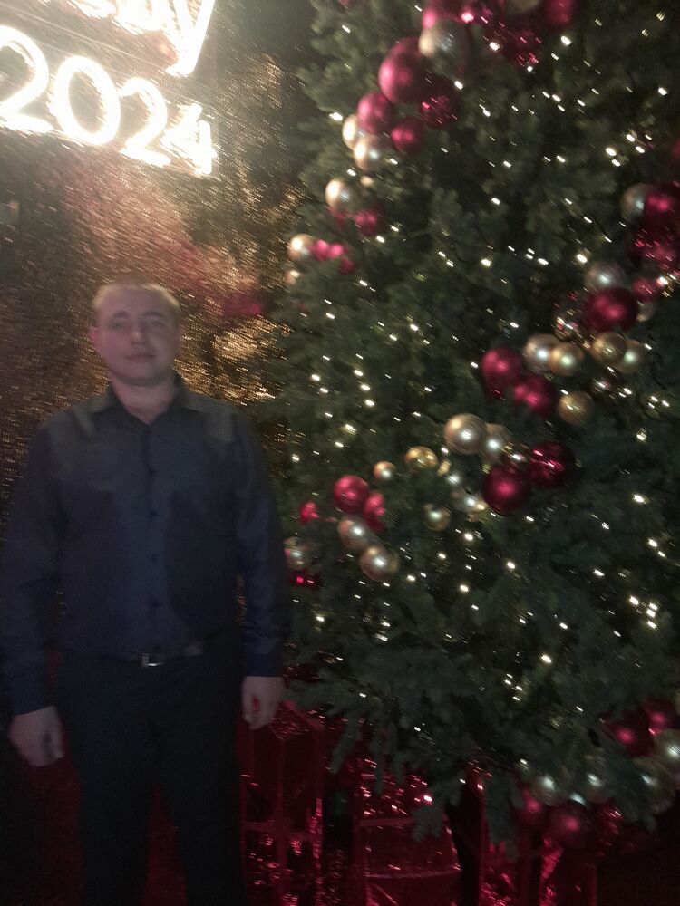  42160029  Aleksey, 35 ,    