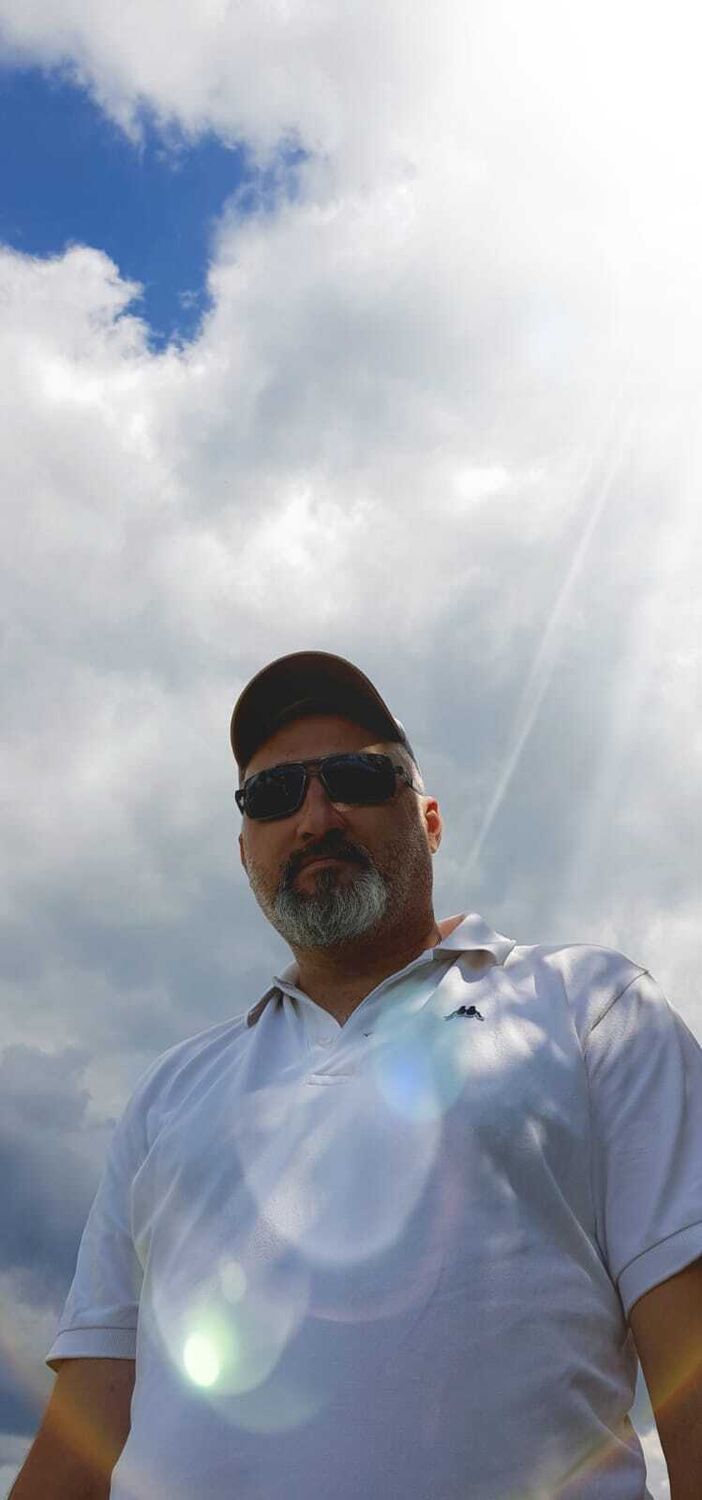  28263749  , 44 ,    