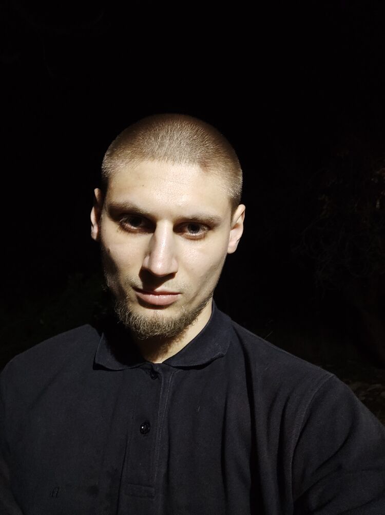  ,   Karlos, 25 ,   ,   
