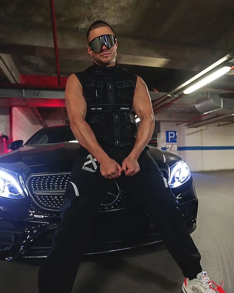  31814889  , 40 ,    -