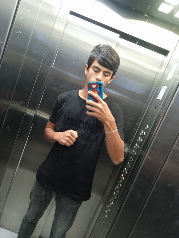  32637879  , 22 ,    -