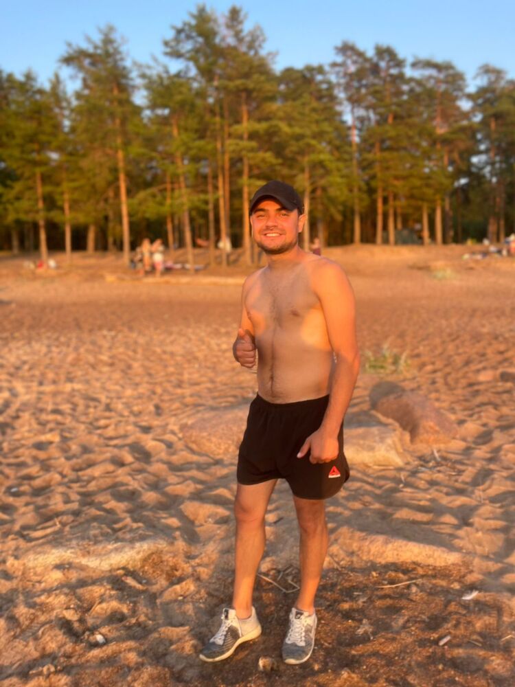  28976669  Sukhrob, 34 ,    -