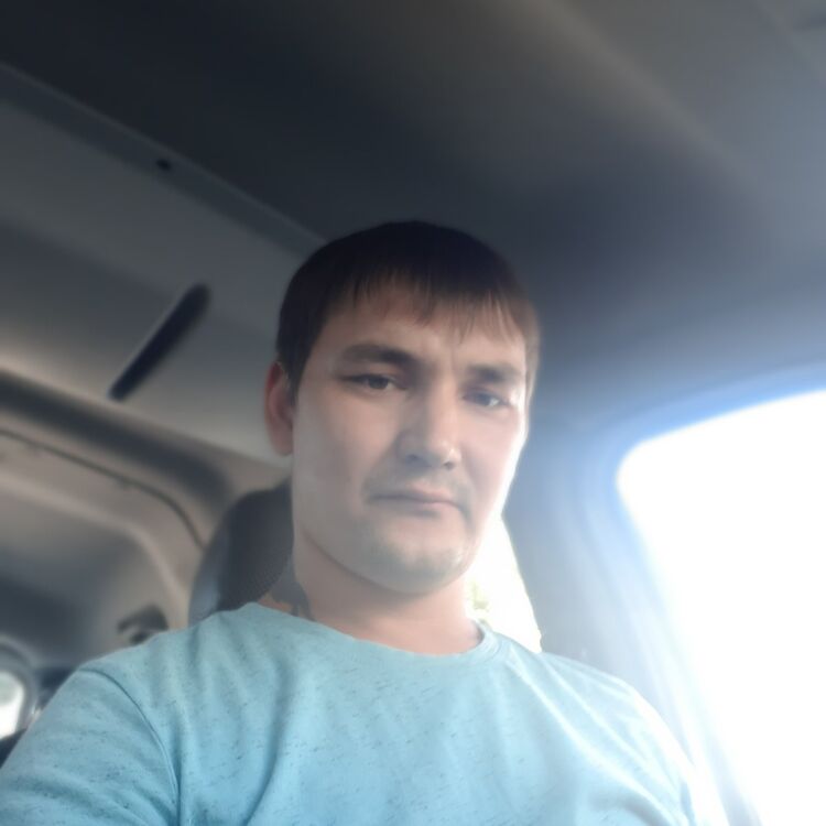  13682569  , 39 ,    