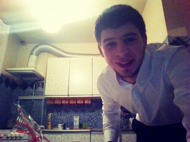  --,   Arti, 29 ,   