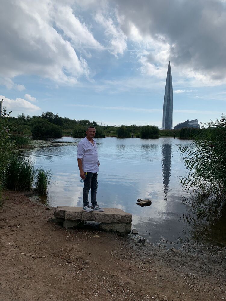  28969309  Umit, 44 ,    -