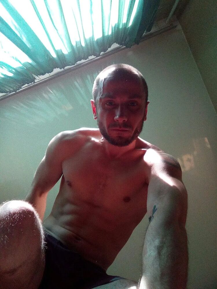  -,   Nik, 41 ,   ,   , c , 