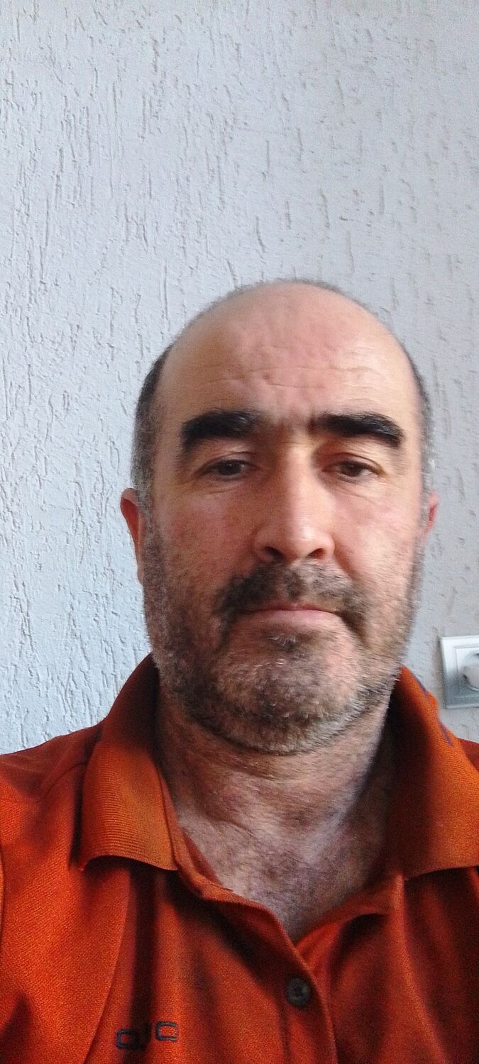  46105849  Khusrav, 45 ,    