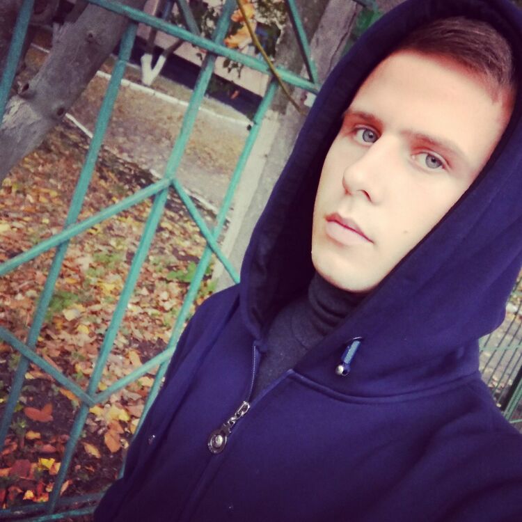  ,   Victor, 24 ,   ,   , c 